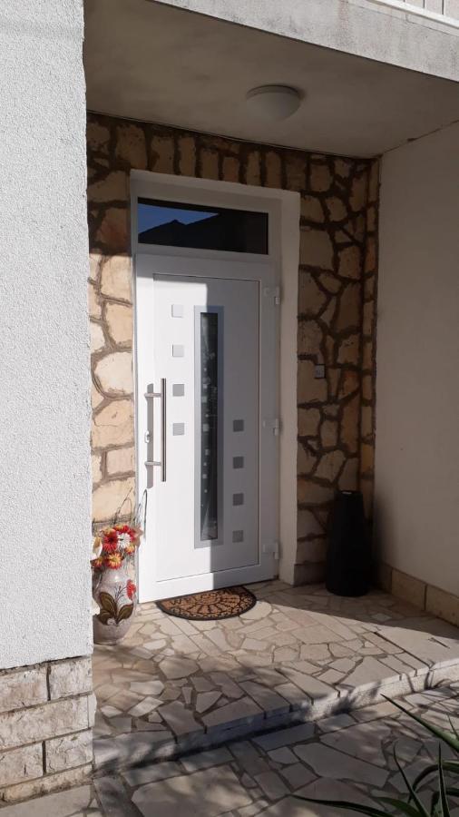 Apartmani Kramar Selce Quarto foto