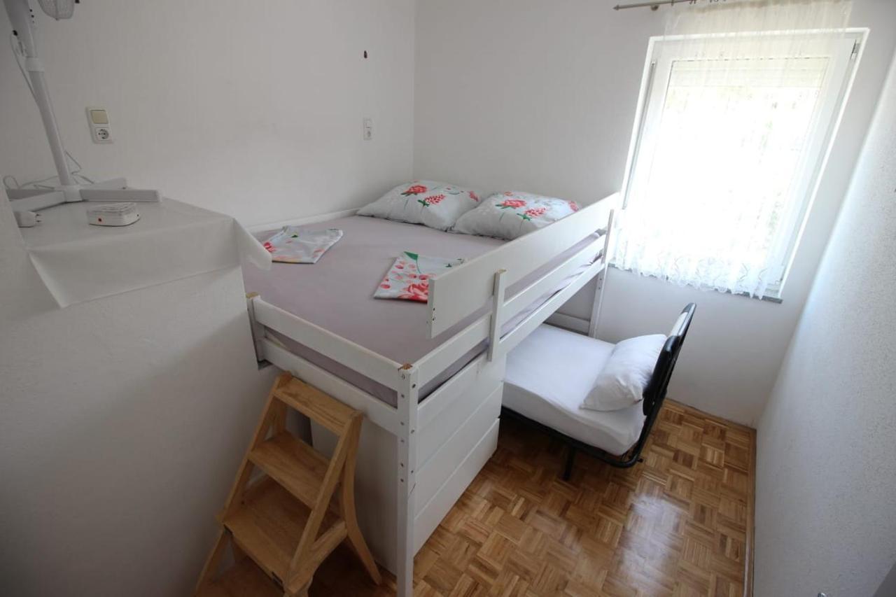 Apartmani Kramar Selce Quarto foto